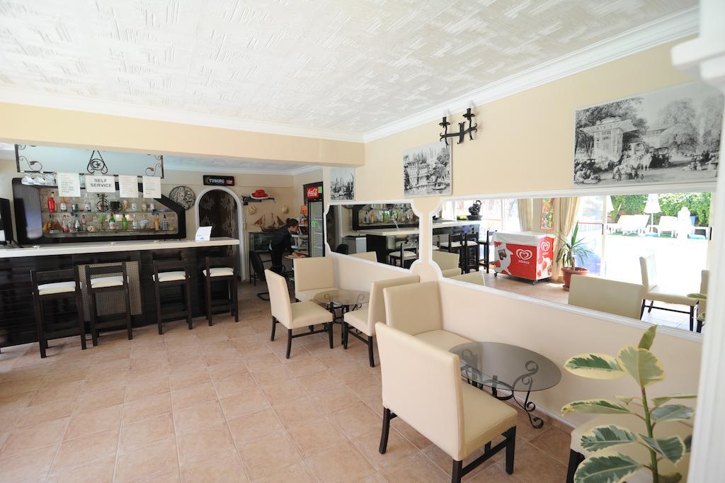 Og-Erim Hotel คูซาดาซี ภายนอก รูปภาพ