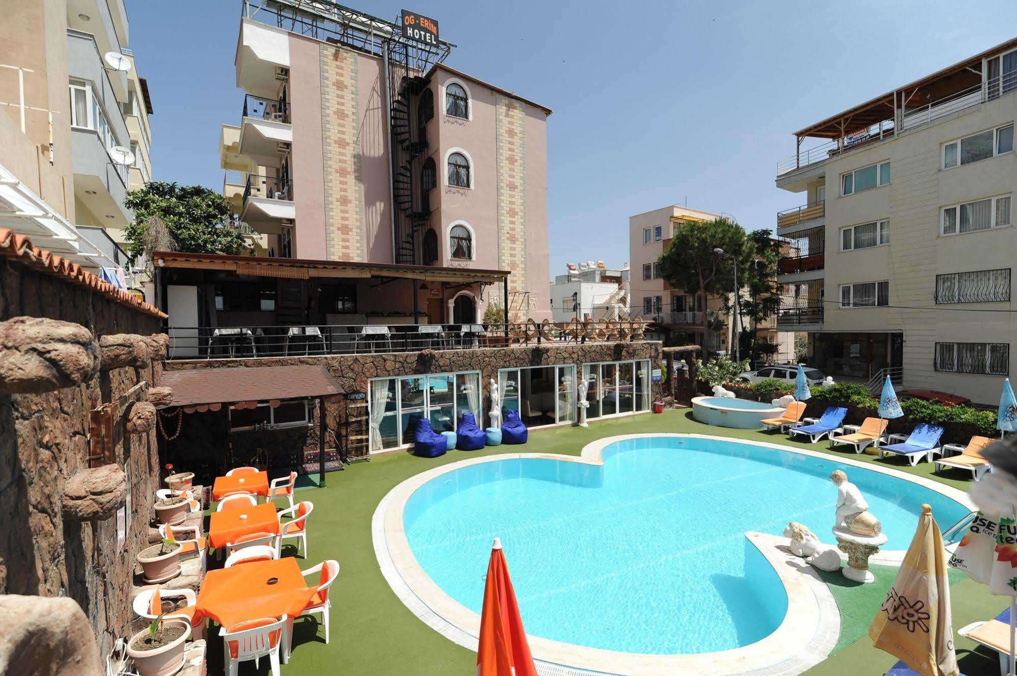 Og-Erim Hotel คูซาดาซี ภายนอก รูปภาพ